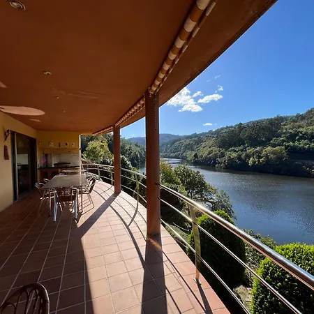Casa Rio Mino * Cortegada