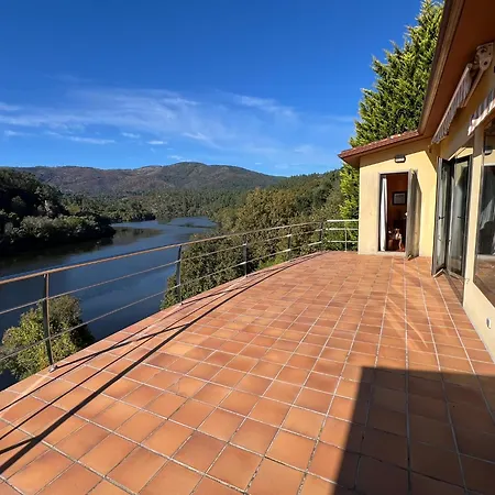 Casa Rio Mino *