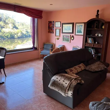Casa Rio Mino *