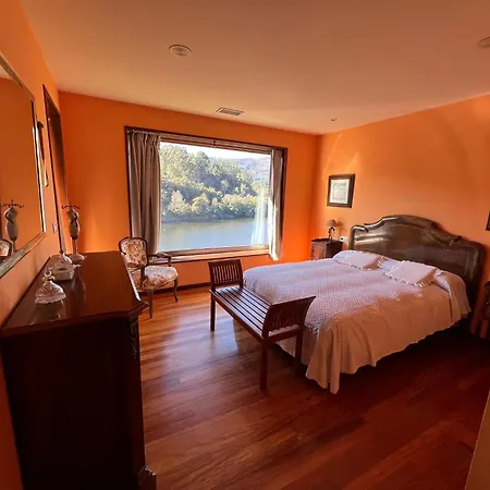 Casa Rio Mino Holiday home Cortegada