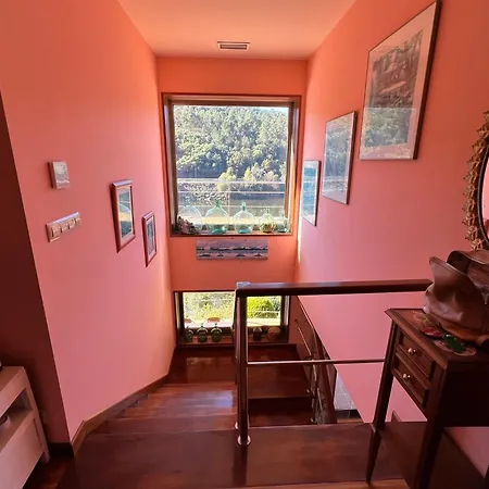 Casa Rio Mino Cortegada