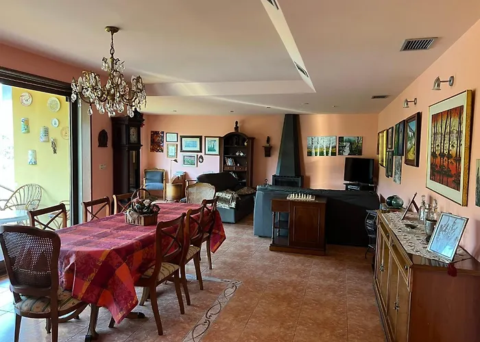 Casa Rio Mino Cortegada