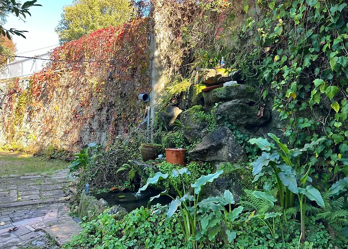 Casa Rio Mino Cortegada